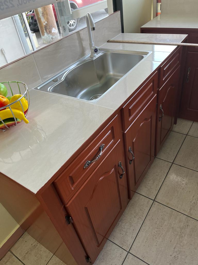 Sink Cupboard- 5ft (tile) G/Brown Stripe