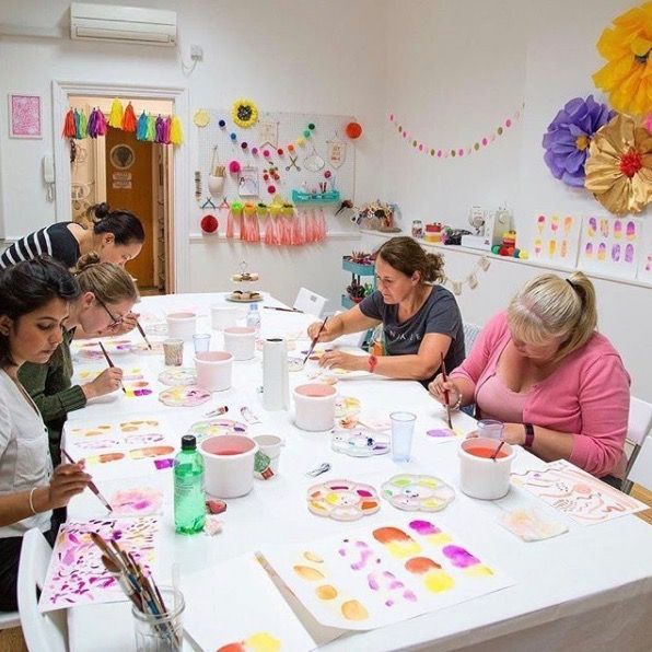 .Space to Paint/ Meet & Work